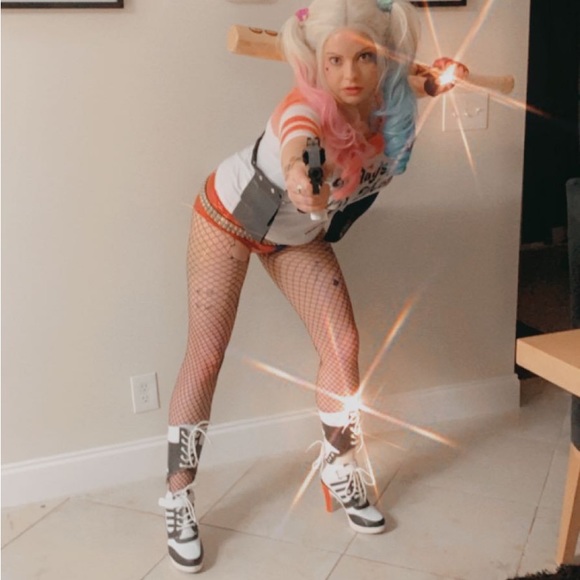 Bioworld Suicide Squad Harley Quinn Puddin Replica Choker white collar - Picture 4 of 14